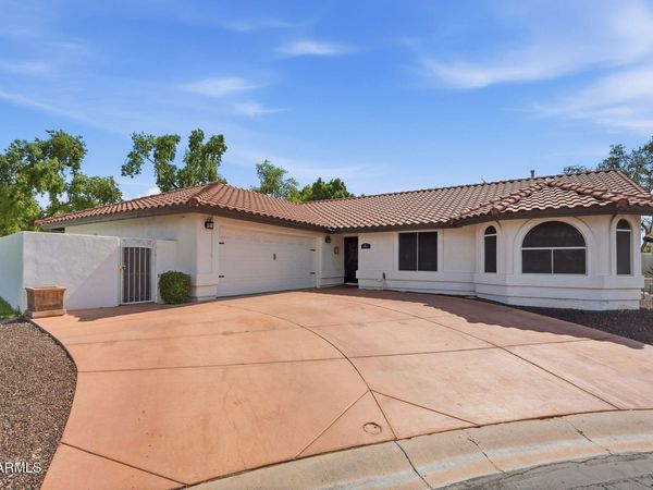2560 N Lindsay Road, Unit 40, Mesa, AZ 85213