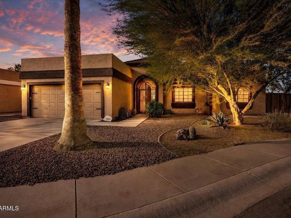 1660 E WHITTEN Street, Chandler, AZ 85225