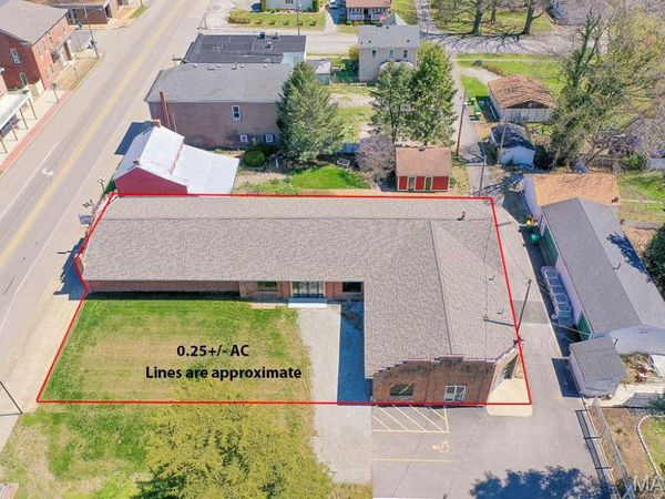 108 E Saint Louis Street, Lebanon, IL 62254