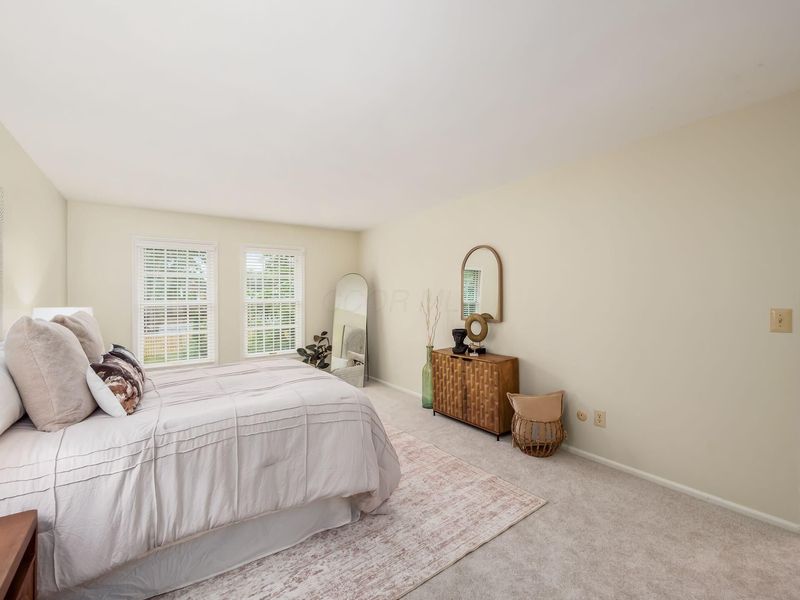 2310 Sandover Road, Columbus, OH 43220 Photo 22