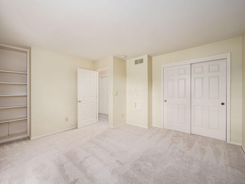 2310 Sandover Road, Columbus, OH 43220 Photo 28