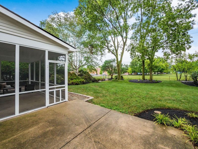 2310 Sandover Road, Columbus, OH 43220 Photo 41