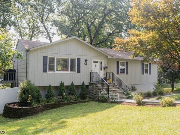 34 Crestwood Rd, Rockaway, NJ 07866