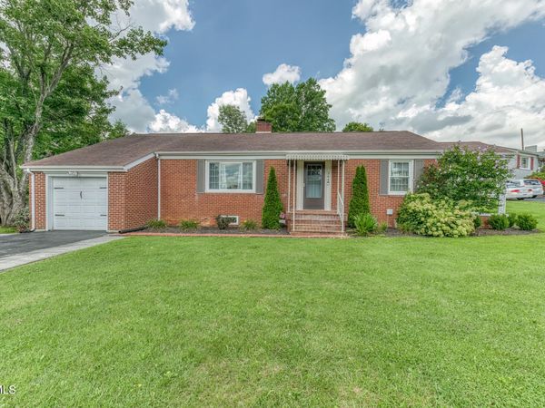 344 Crossway Road, Bristol, VA 24201