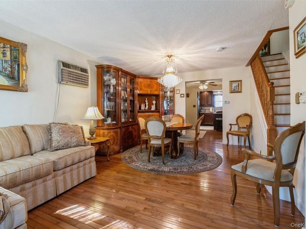 16 Devon Street , Lynbrook, NY 11563