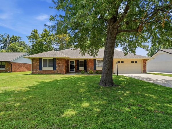 2609 W Elgin Street , Broken Arrow, OK 74012