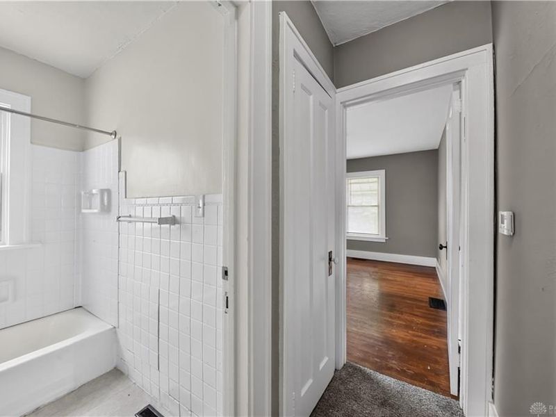 2008 Rosemont Boulevard, Dayton, OH 45420 Photo 26