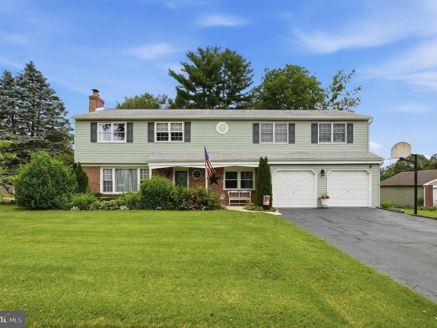 290 Pheasant Run, Feasterville Trevose, PA 19053 Main Photo