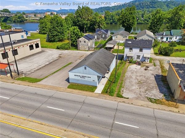 4910 MacCorkle Avenue, South Charleston, WV 25309