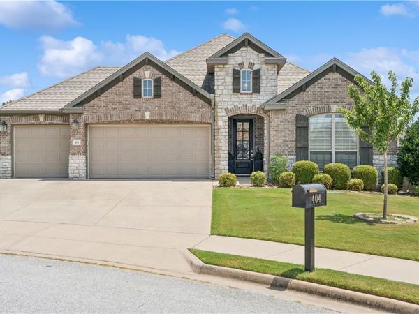 404 Orchard Circle, Cave Springs, AR 72718