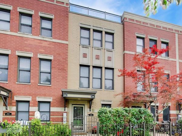 1005 N Kingsbury Street , Chicago, IL 60610