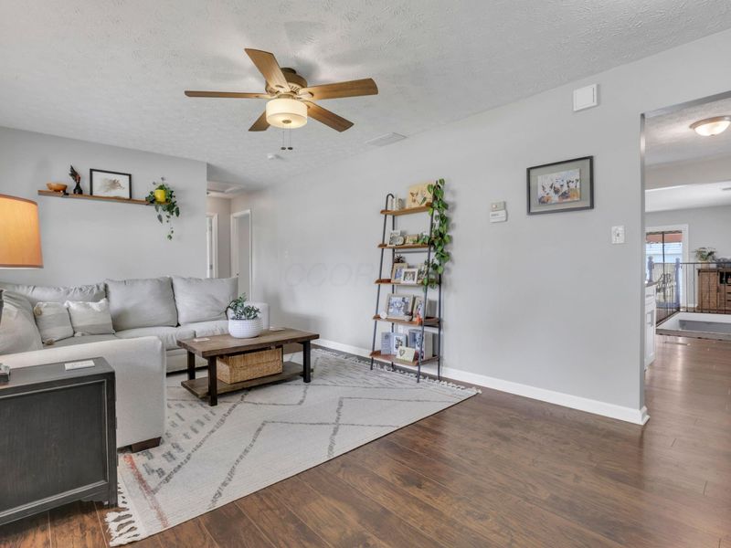 4348 Maplegrove Drive, Grove City, OH 43123 Photo 8