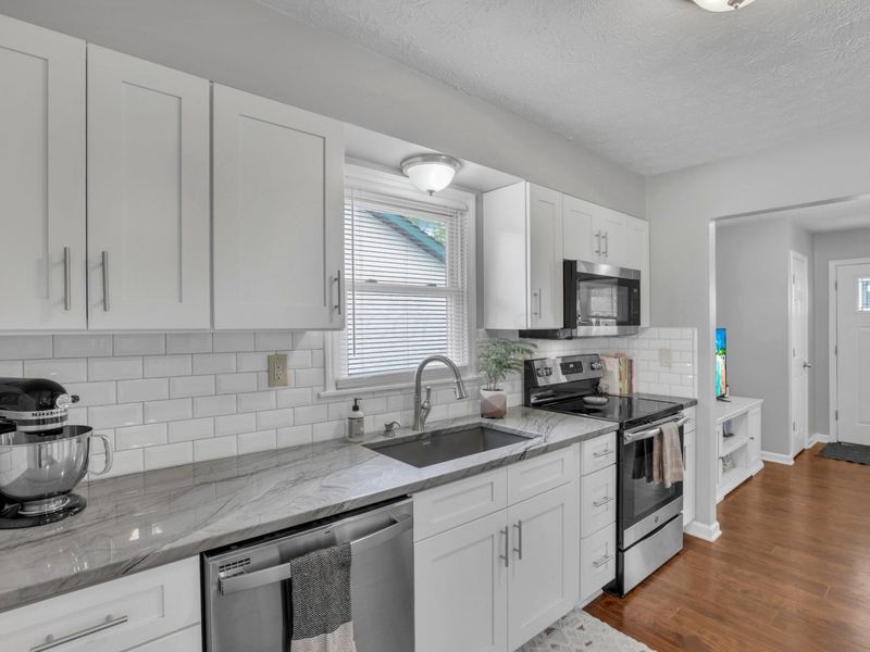 4348 Maplegrove Drive, Grove City, OH 43123 Photo 9