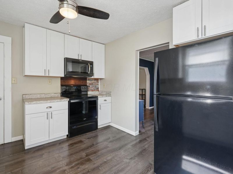 1124 E 21st Avenue, Columbus, OH 43211 Photo 13
