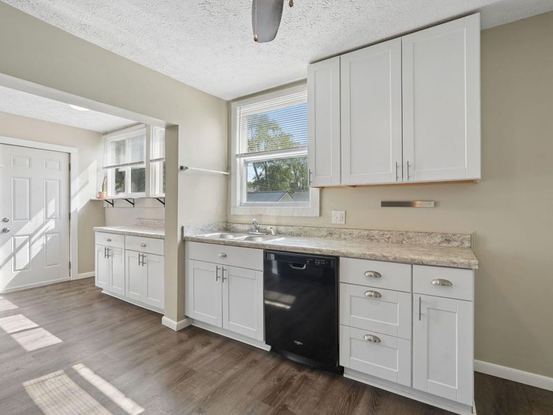 1124 E 21st Avenue, Columbus, OH 43211 Photo 15