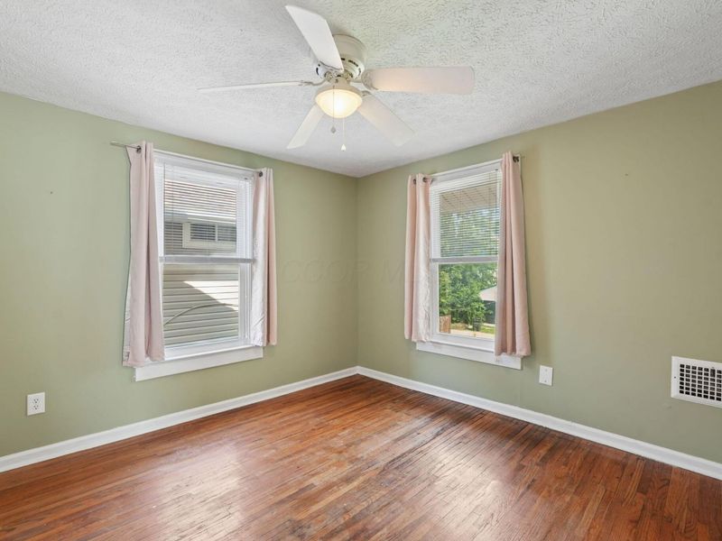 1124 E 21st Avenue, Columbus, OH 43211 Photo 23