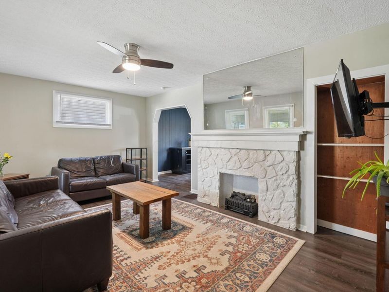1124 E 21st Avenue, Columbus, OH 43211 Photo 8