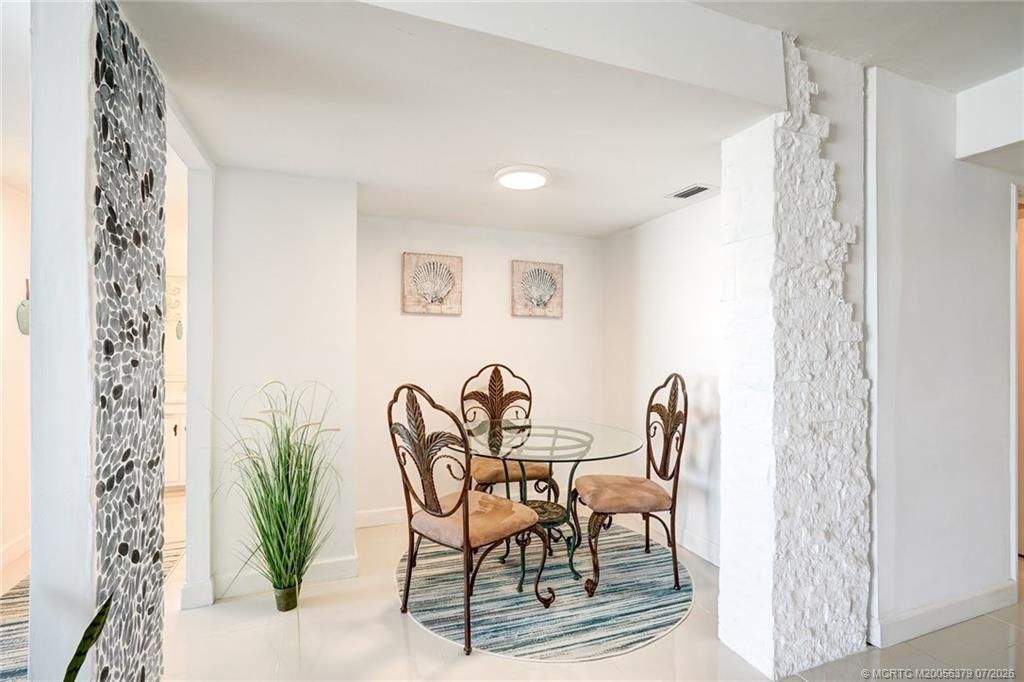 9940 S Ocean Drive, Unit 305, Jensen Beach, FL 34957 Photo