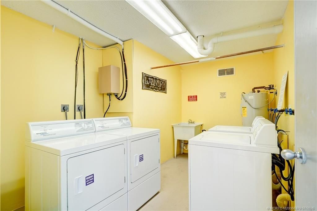 9940 S Ocean Drive, Unit 305, Jensen Beach, FL 34957 Photo