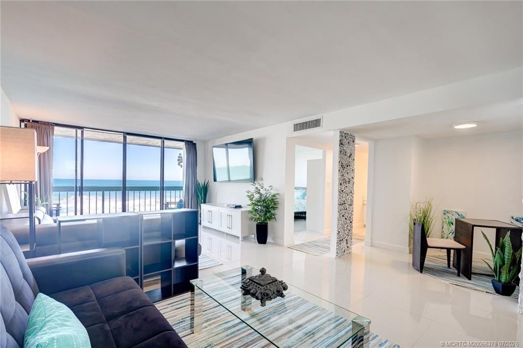 9940 S Ocean Drive, Unit 305, Jensen Beach, FL 34957 Photo