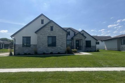 8909 Appaloosa Lane, Lincoln, NE 68520