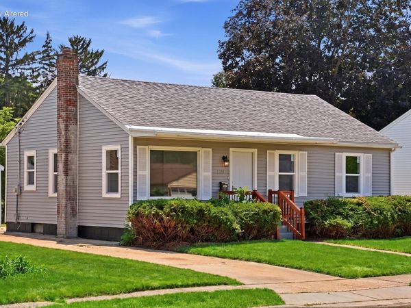 1334 Benton Ave, Janesville, WI 53545