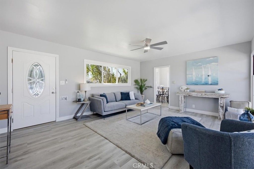 2824 Charlemagne Avenue, Long Beach, CA 90815 Main Photo