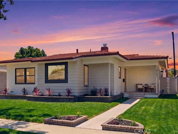 2703 Knoxville, Long Beach, CA 90815