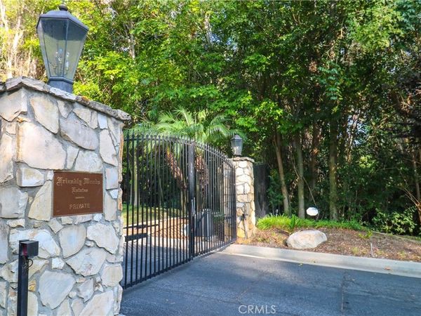 9455 Friendly Woods, Whittier, CA 90605