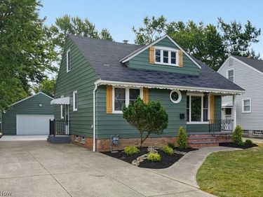 1257 Sunset Road, Mayfield Heights, OH 44124