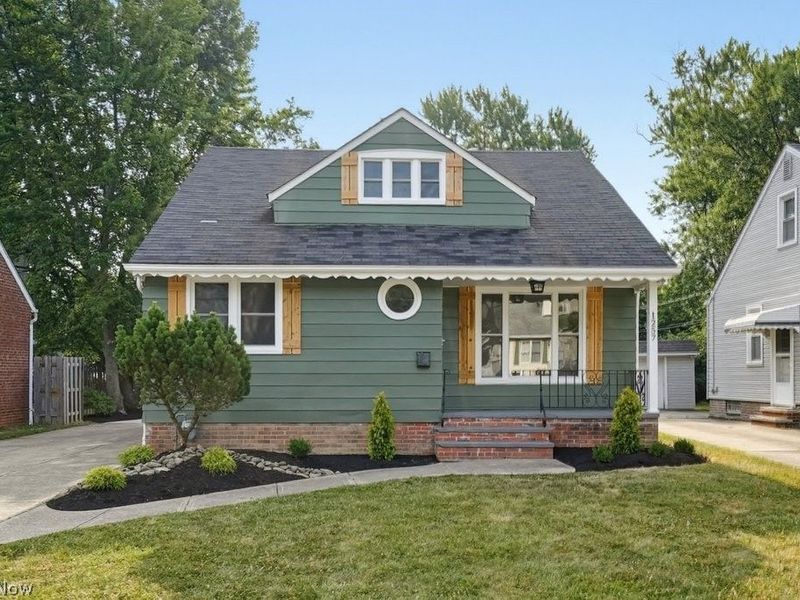 1257 Sunset Road, Mayfield Heights, OH 44124 Photo 2