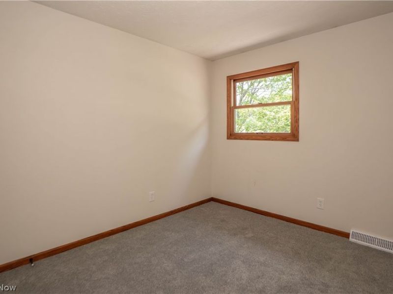 6104 Shipslanding Avenue NW, Canton, OH 44718 Photo 35