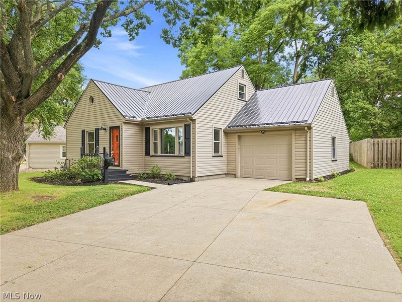 219 Aldrich Road, Youngstown, OH 44515 Photo 2