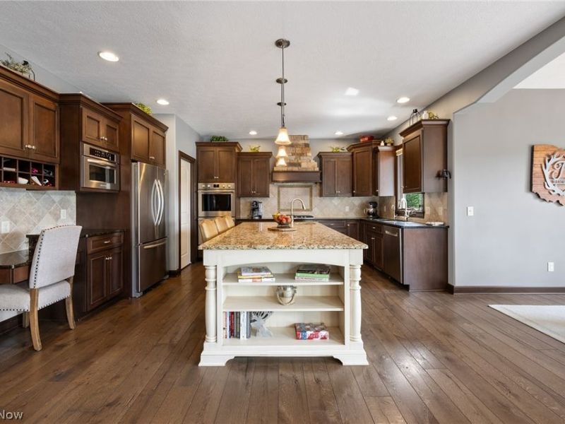 1136 Laurel Green Drive NE, North Canton, OH 44720 Photo 14