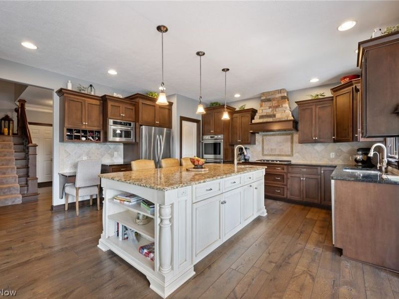 1136 Laurel Green Drive NE, North Canton, OH 44720 Photo 16