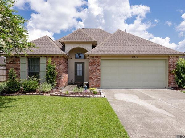 41444 Stonebrook Ave, Prairieville, LA 70769