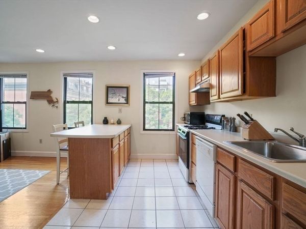 28 Milford, Unit 3, Boston, MA 02118