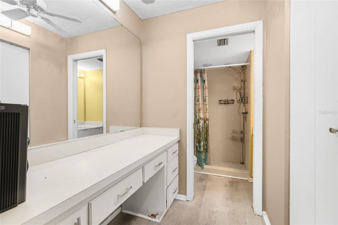5683 Summerside Lane, Unit 25A, Sarasota, FL 34231 Photo