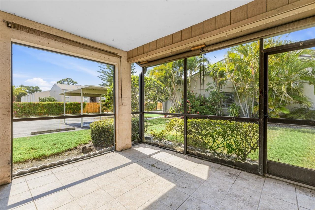5683 Summerside Lane, Unit 25A, Sarasota, FL 34231 Photo