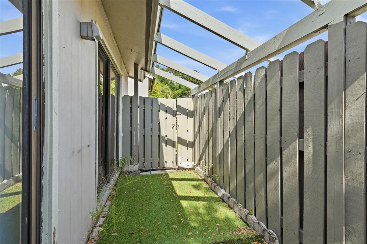 5683 Summerside Lane, Unit 25A, Sarasota, FL 34231 Photo