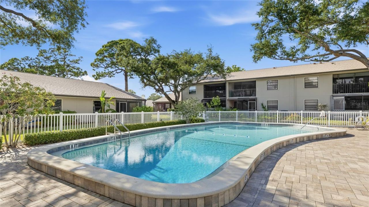 5683 Summerside Lane, Unit 25A, Sarasota, FL 34231 Photo