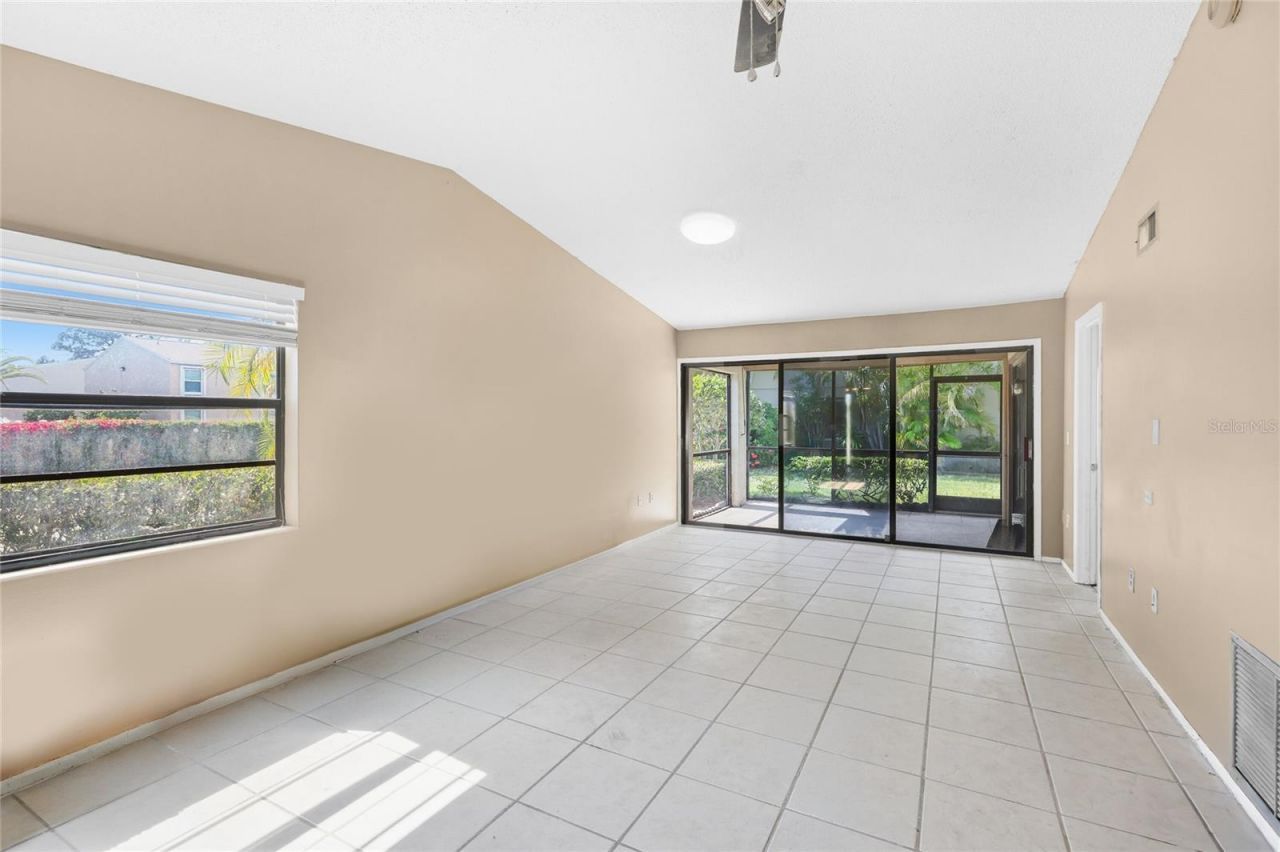 5683 Summerside Lane, Unit 25A, Sarasota, FL 34231 Photo
