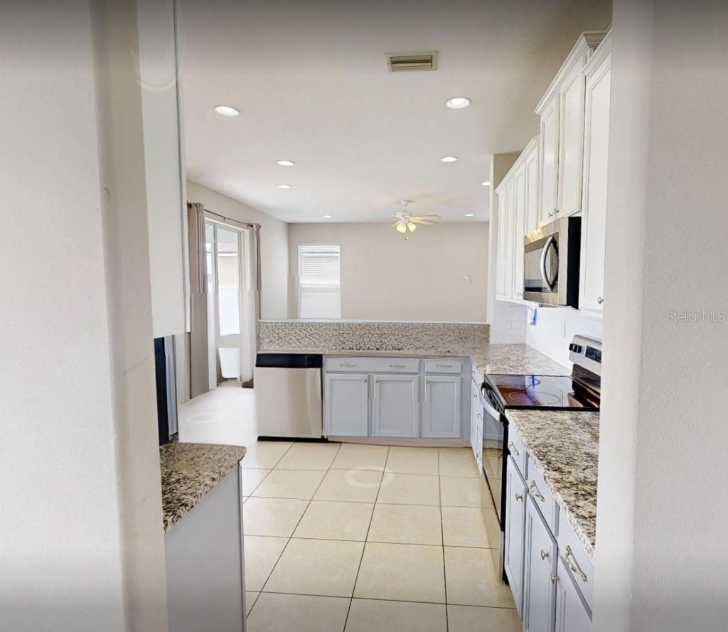 5224 58th Terrace E, Bradenton, FL 34203 Photo