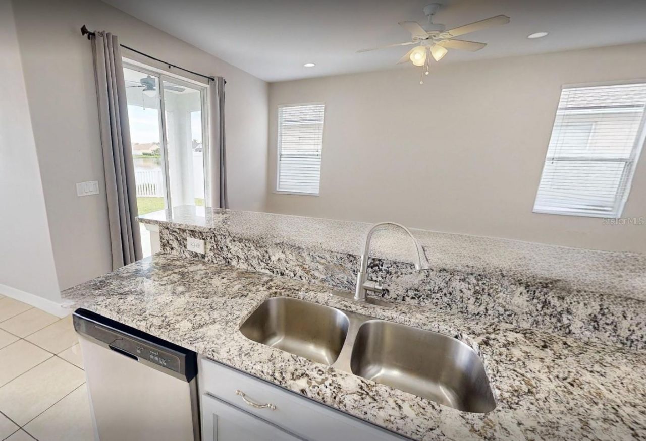 5224 58th Terrace E, Bradenton, FL 34203 Photo