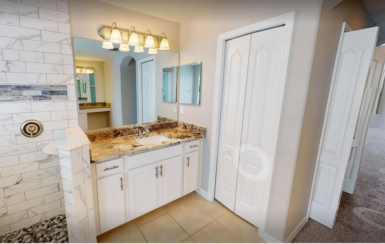 5224 58th Terrace E, Bradenton, FL 34203 Photo