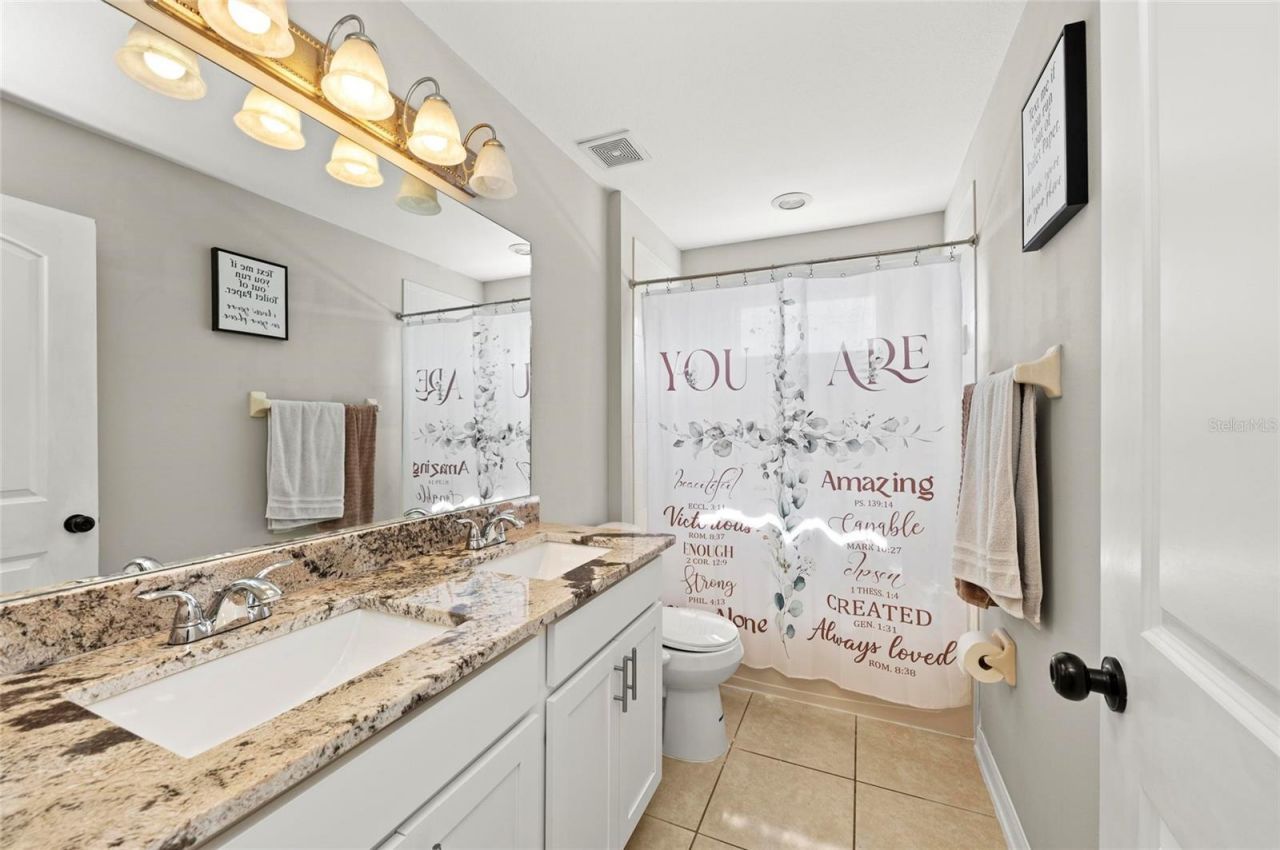 5224 58th Terrace E, Bradenton, FL 34203 Photo