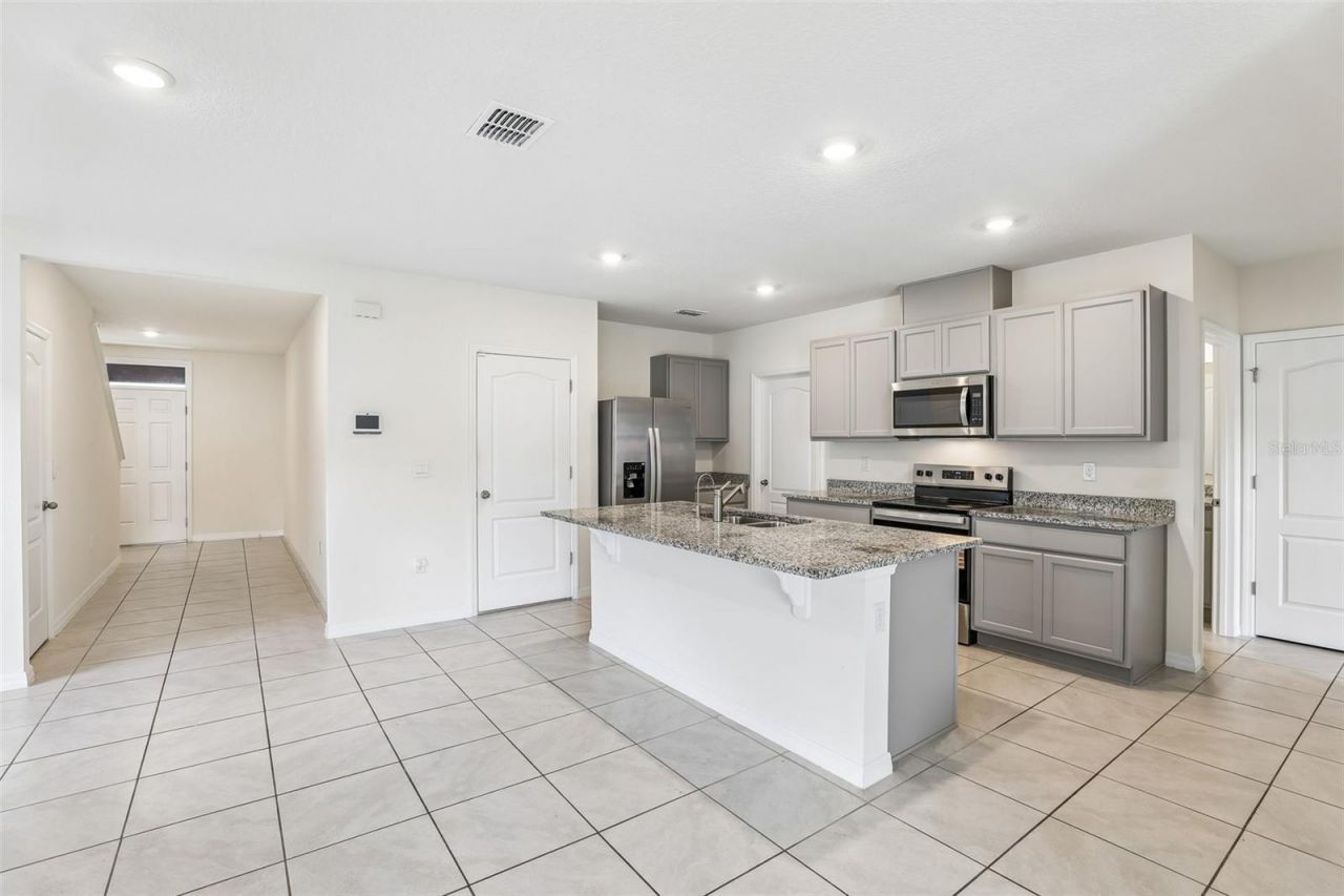2945 Elio Hammock Dr, Harmony, FL 34773 Photo