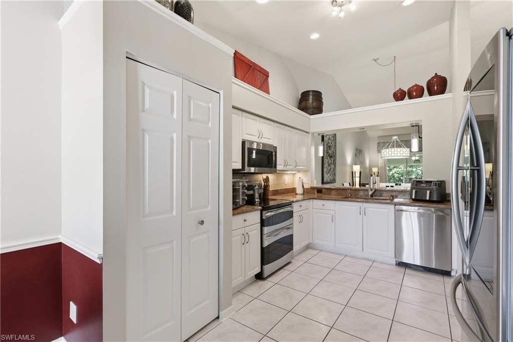 1768 Royal Cir , Unit 1402, Naples, FL 34112 Photo