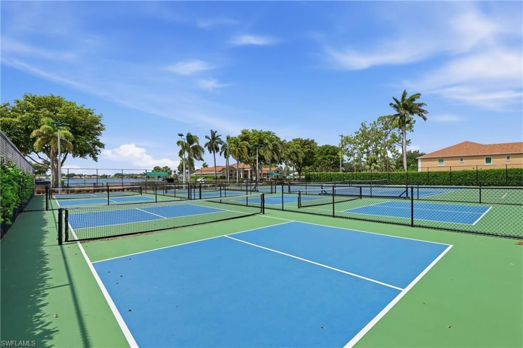 1768 Royal Cir , Unit 1402, Naples, FL 34112 Photo
