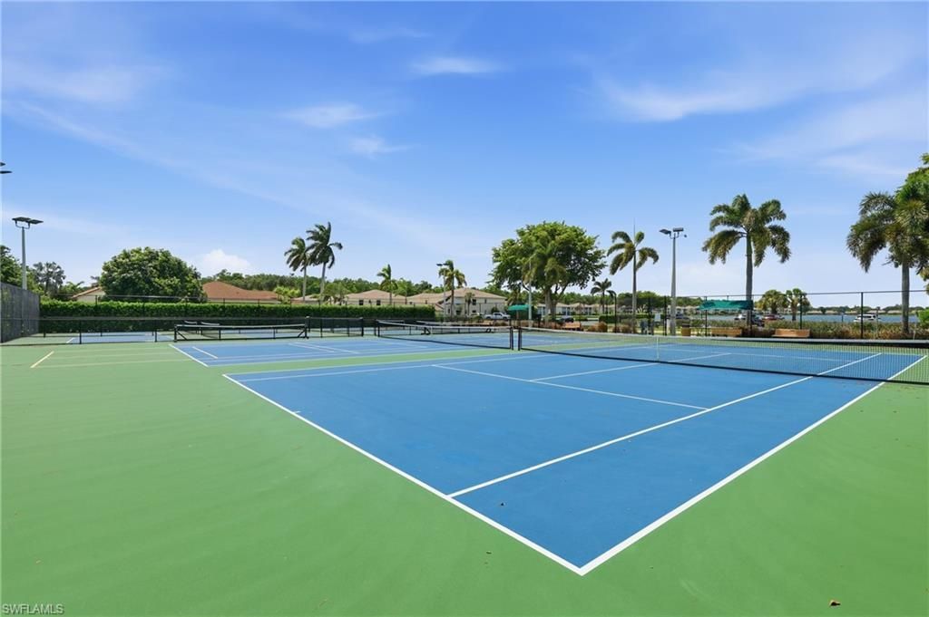 1768 Royal Cir , Unit 1402, Naples, FL 34112 Photo